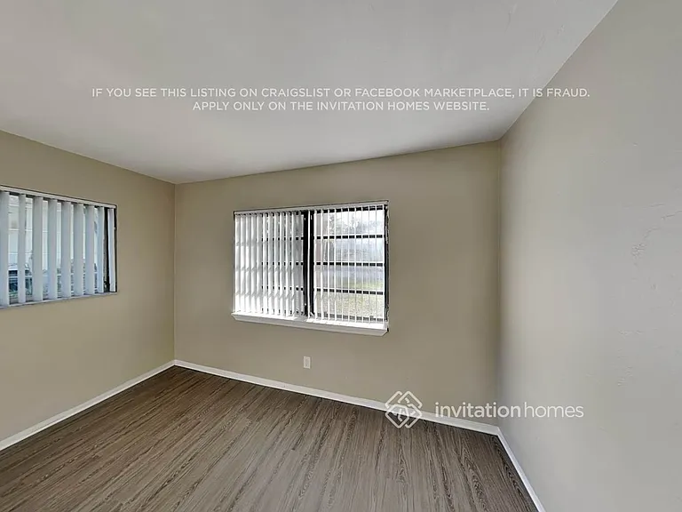 2608 SW 34th Ave — Photo 14