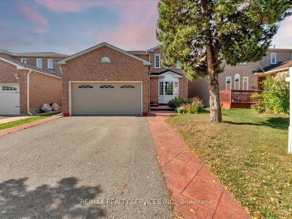 7 Duggan Dr, Brampton, ON L6Y 4K8
