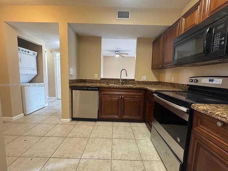 1133 Golden Lakes Blvd #813 — Photo 3