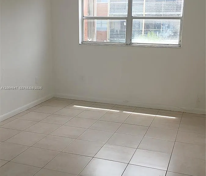 3610 NW 21st St #313 — Photo 6
