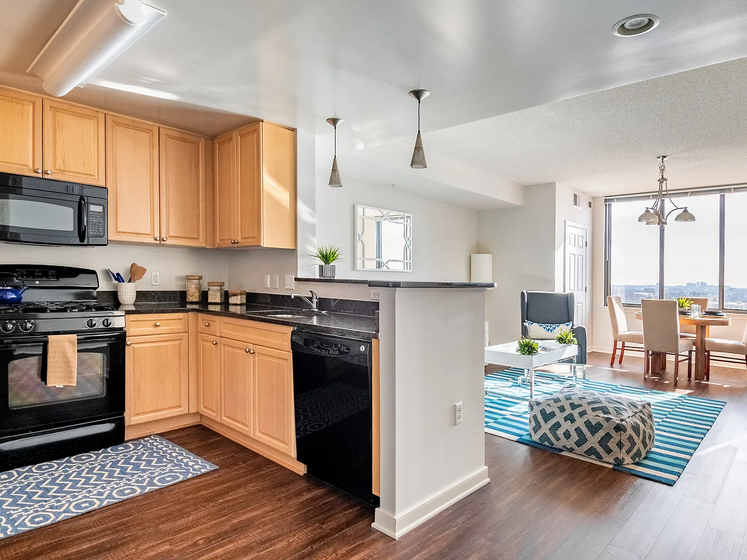 Wentworth Apartment Homes — Photo 3