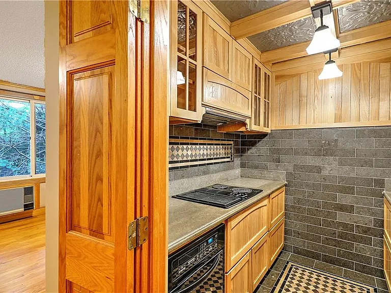 274 S Main St #28 — Photo 11