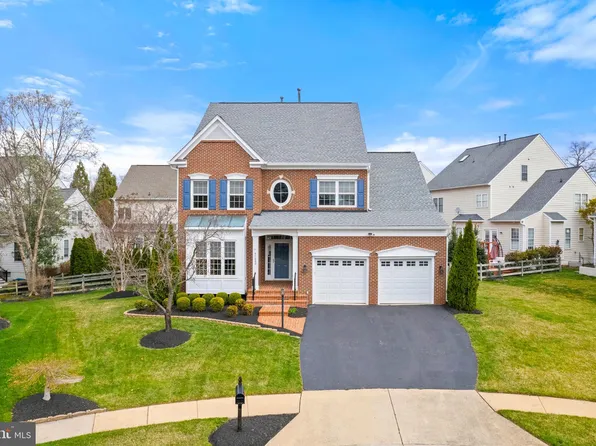 47680 Leechecker Ct, Sterling, VA 20165