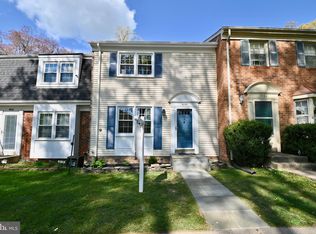 4990 McFarland Dr, Fairfax, VA 22032