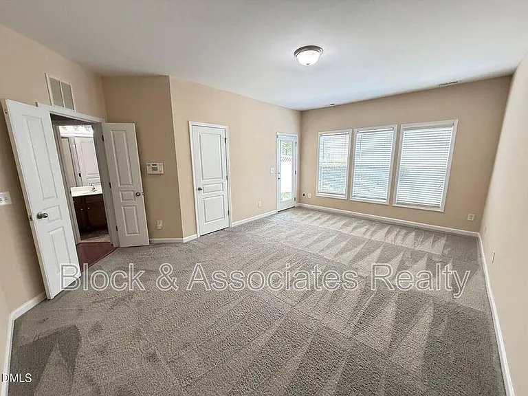 705 Keystone Park Dr #26 — Photo 30