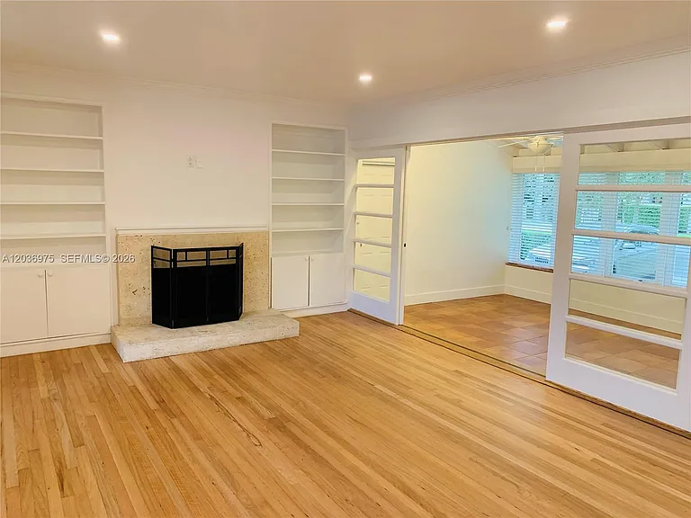 1244 S Alhambra Cir — Photo 5
