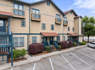 26 Midway St #108, Helen, GA 30545