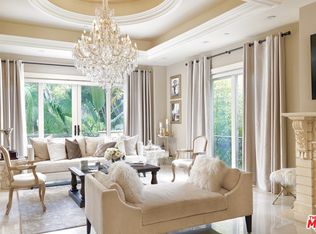 1331 Roscomare Rd, Los Angeles, CA 90077