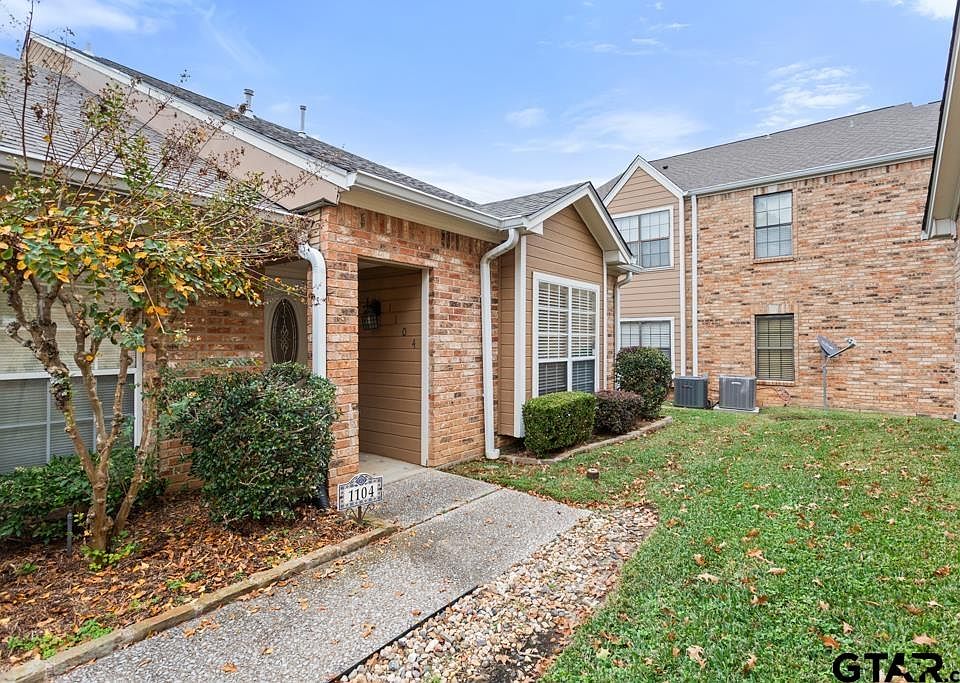 1st image of 415 Thigpen Dr APT 1104