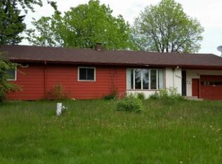 1409 Merryview Ln, Hibbing, MN 55746