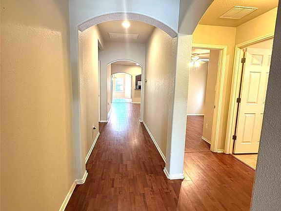 4th image of 11205 McKinney Springs Dr