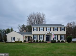 225 Chestnut Valley Dr, Doylestown, PA 18901