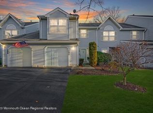296 Century Way, Manalapan, NJ 07726