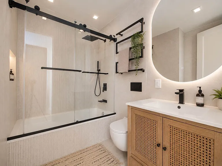 21-17 38th St #PENTHOUSE — Photo 22