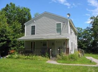 93 Deervale Rd, Durham, ME 04222