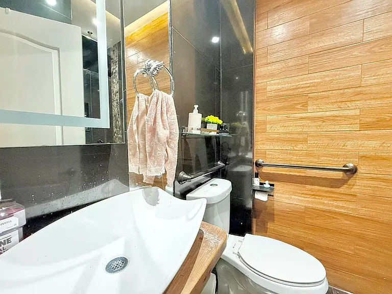 79 Suydam St #4 — Photo 12
