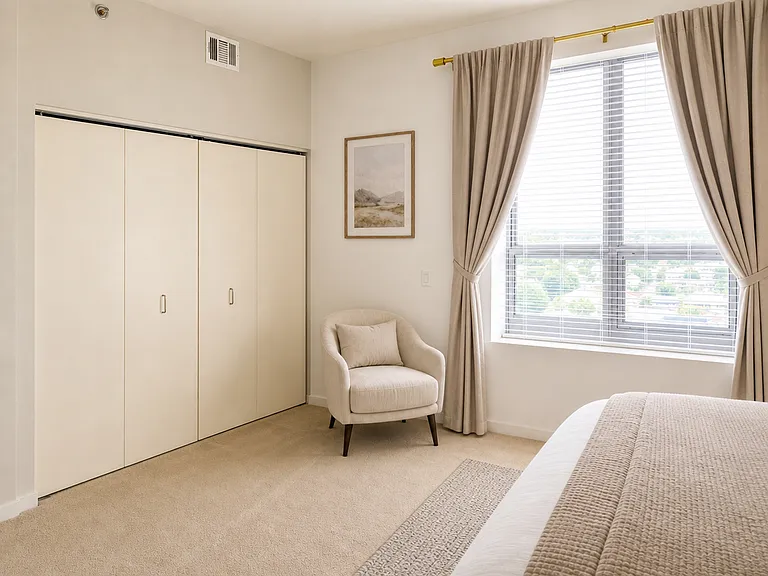 929 Portland Ave #2105 — Photo 10