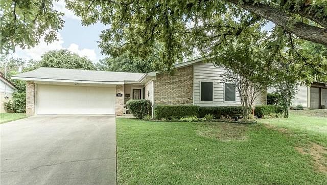 1st image of 1915 Cheryl Ln