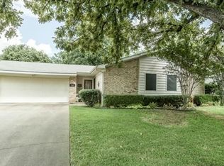 1915 Cheryl Ln, Arlington, TX 76013