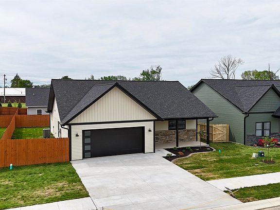 2nd image of 2106 Aruba Dr