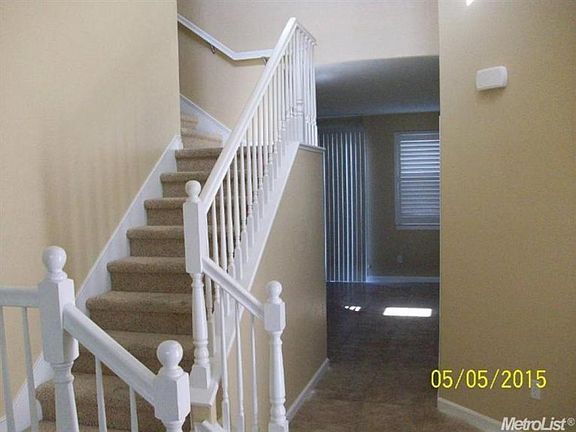 3rd image of 10520 Hidden Cove Ct