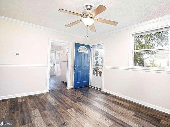 5th image of 331 S Deen Ave