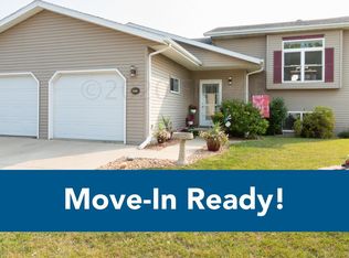 631 21st St E, West Fargo, ND 58078