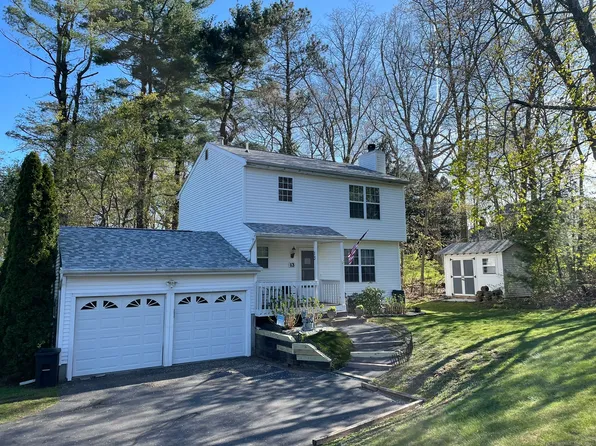 654 Laurel Street #13, East Haven, CT 06512