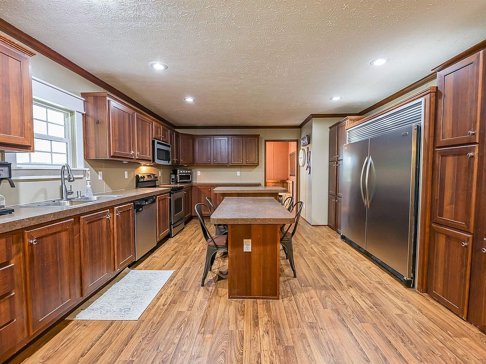 2nd image of 215 Sioux Nations Rd