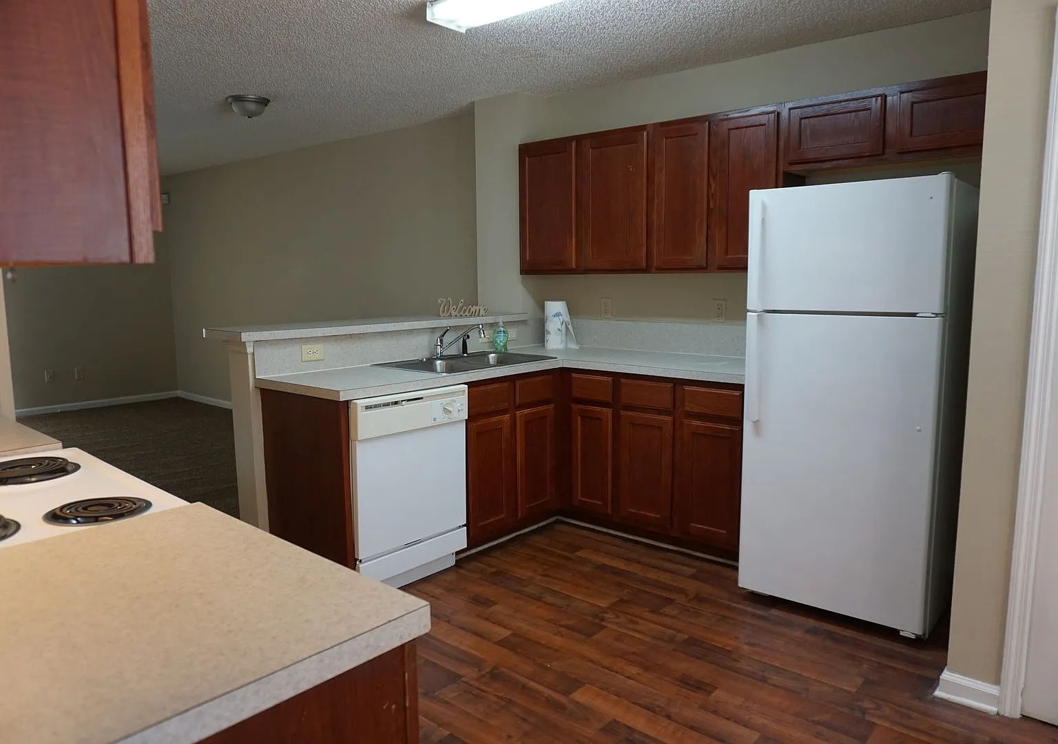 Spacious town home in west Jacksonville — Photo 3