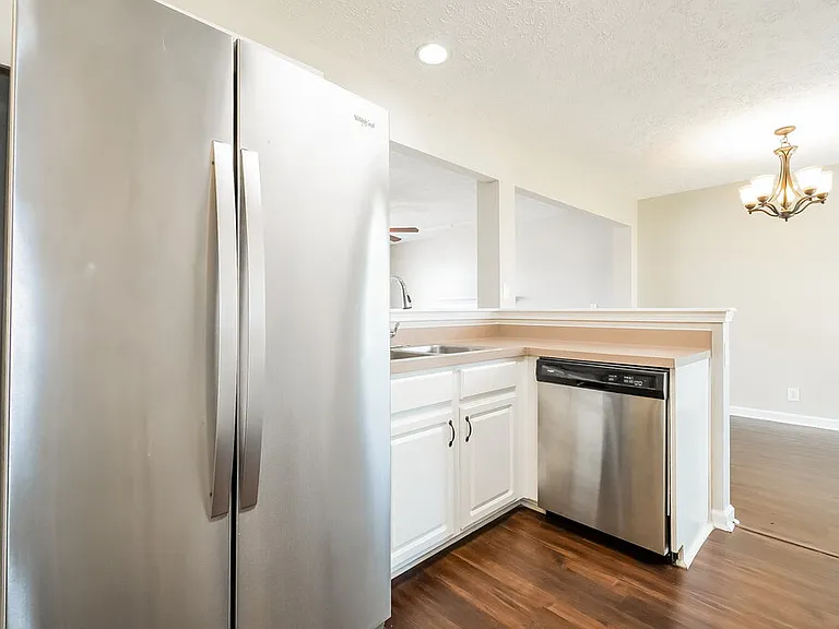 804 Cainbrook Ct — Photo 8