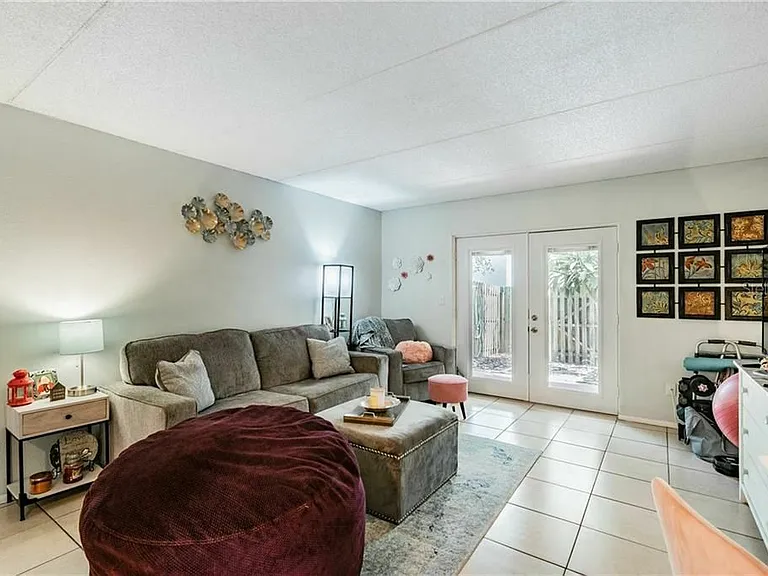 14419 Americana Cir #101 — Photo 6