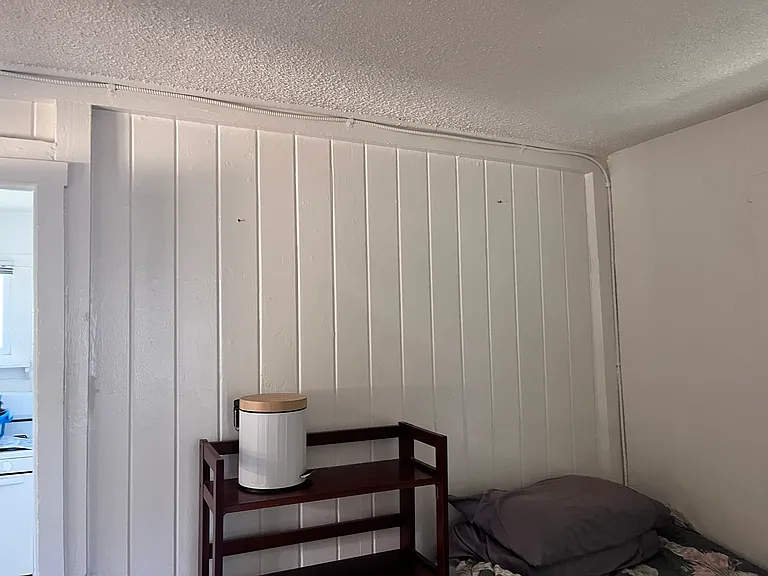 190 Brook St — Photo 6