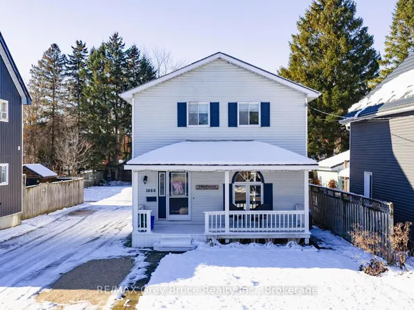 1666 3rd Ave W, Owen Sound, ON N4K 4R4
