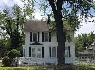 321 Central Ave, Washburn, WI 54891