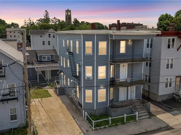 116 Foundry St, Central Falls, RI 02863