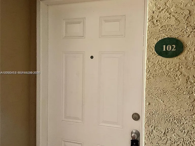 529 E Sheridan St #1021 — Photo 21