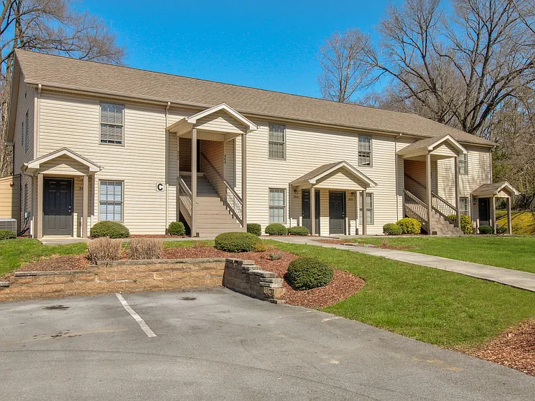Tha Gables at South Roan — Photo 10