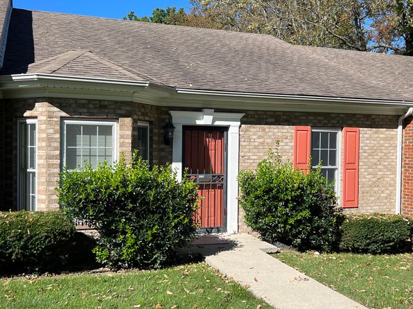 237 Waveland Ave APT 202