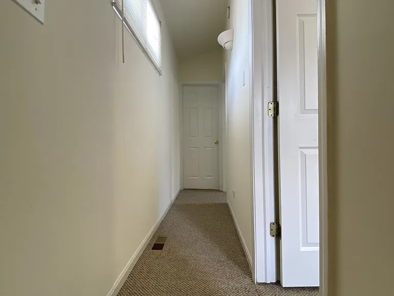 2438 N Ashland Ave #2R — Photo 9