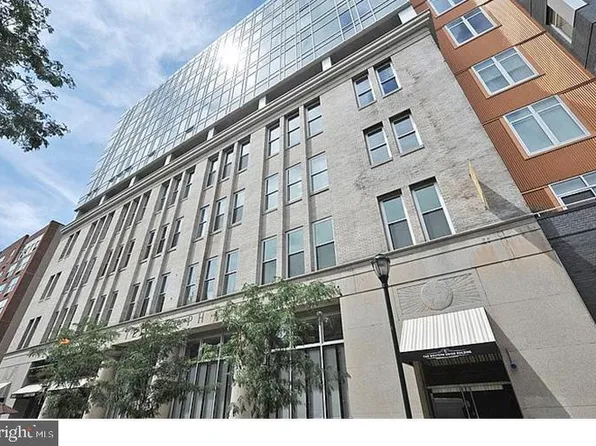 1101 Locust St #8K, Philadelphia, PA 19107