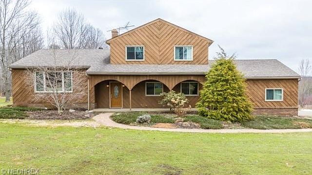1st image of 12895 Greenbrier Dr