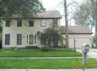 453 Constitution Ave, Marysville, MI