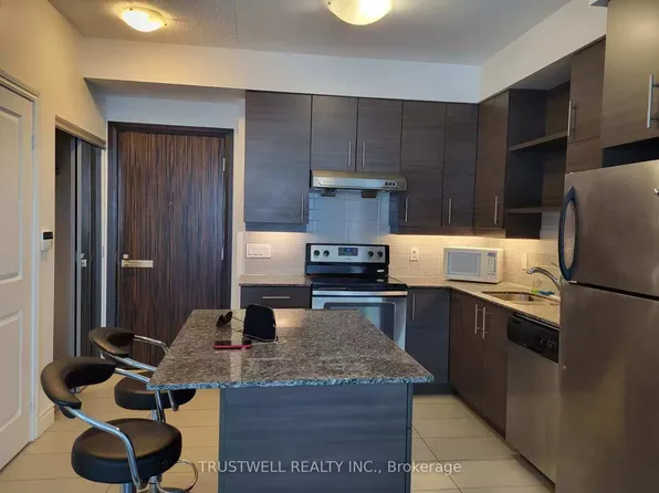 277 S Park Rd #717, Markham, ON L3T 0B3