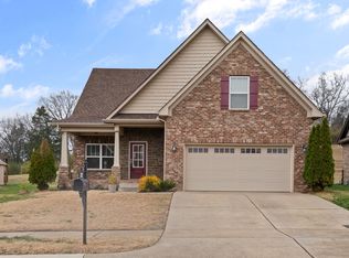 222 Hutch Ct, Gallatin, TN 37066