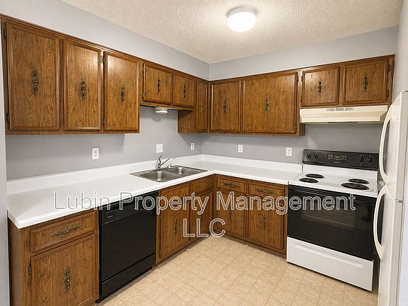 5th image of 4430 Chuck Ave