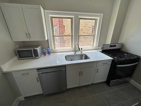2nd image of 12065 Edgewater Dr APT 7
