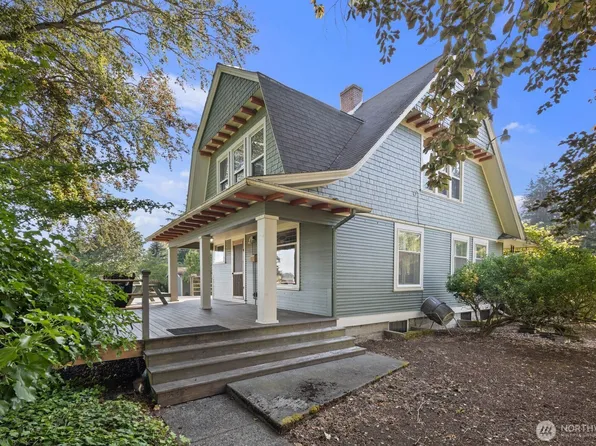 732 S Summit Avenue, Bremerton, WA 98312