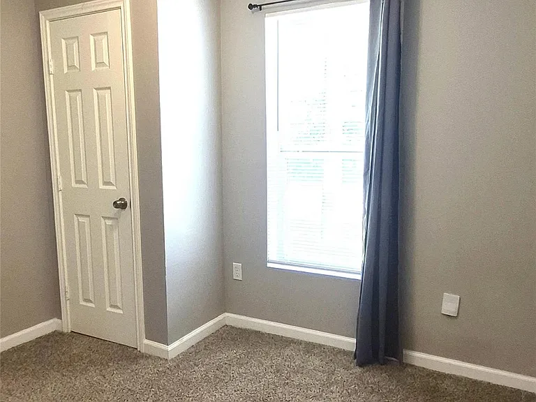 1801 Roosevelt St #1801 — Photo 6
