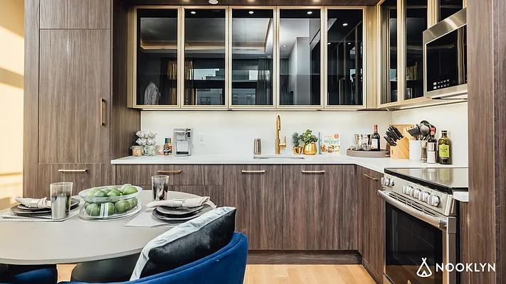 Rented by Nooklyn NYC LLC | media 107